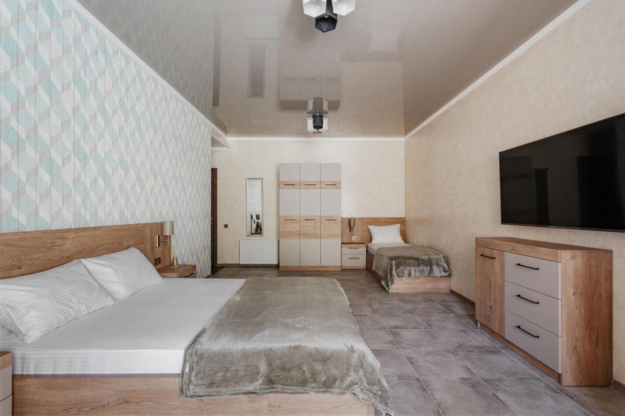 Yudgi - Home Hotel TTchornomorsk Extérieur photo